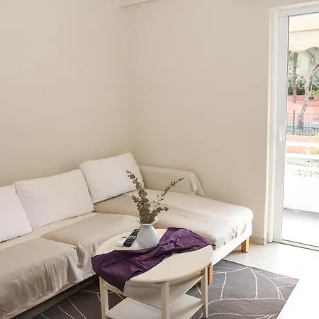 Sunny And Quiet 1 Bedroom Apt Athene Buitenkant foto